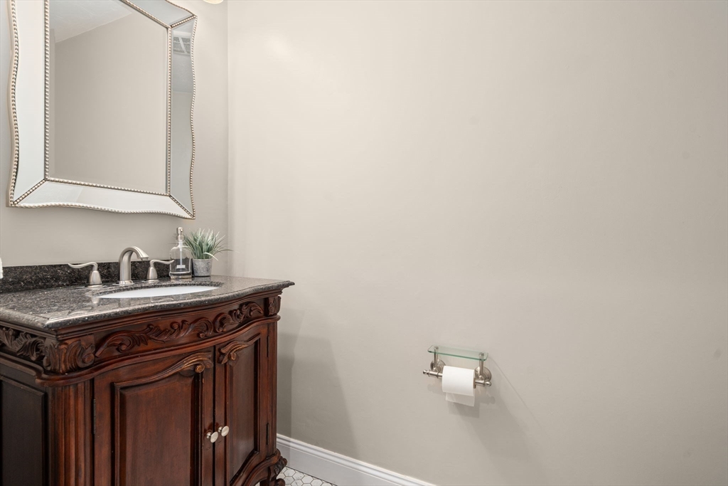 16 Castle Road Wayland, MA 01778 - Photo 23 of 40 Gallery Image 23