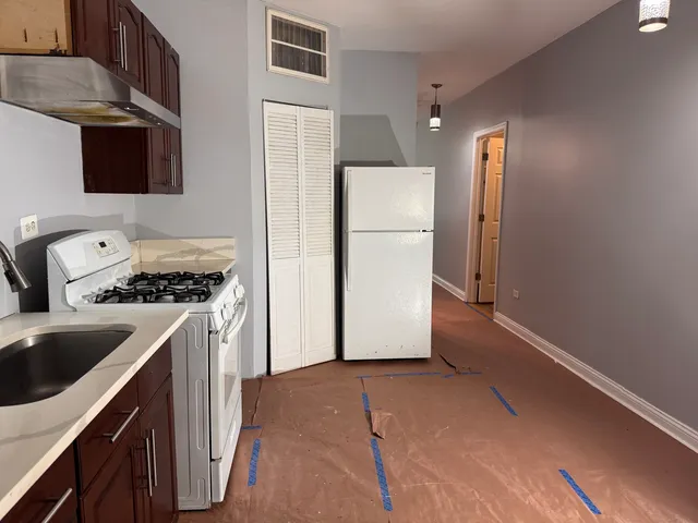 $1,600 | 5323 South Damen Avenue, Unit 1, Chicago, IL 60609