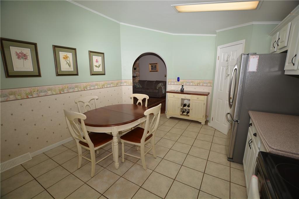556 Center Hill Road Pittsburgh, PA 15239 - Photo 17 of 50 Gallery Image 17