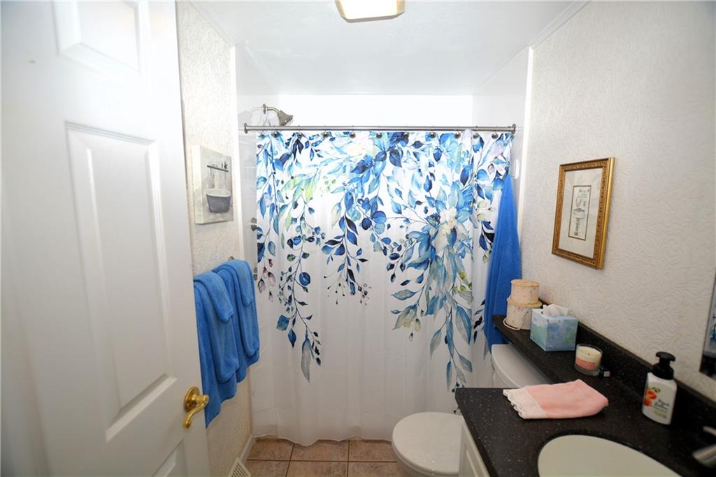 556 Center Hill Road Pittsburgh, PA 15239 - Photo 36 of 50 Gallery Image 36