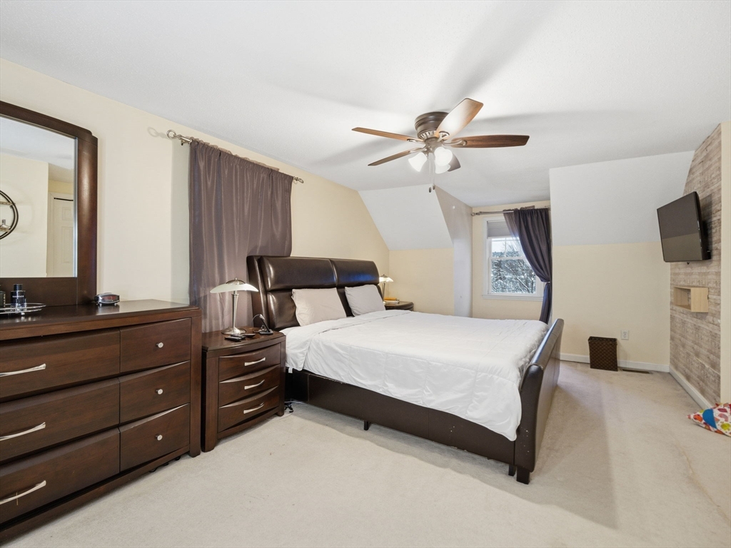 105 Ferry Road, Unit 105 Haverhill, MA 01835 - Photo 18 of 39