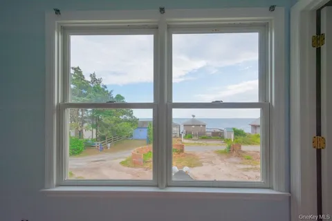$1,099,999 | 300 South Snedecor Avenue, Bayport, NY 11705