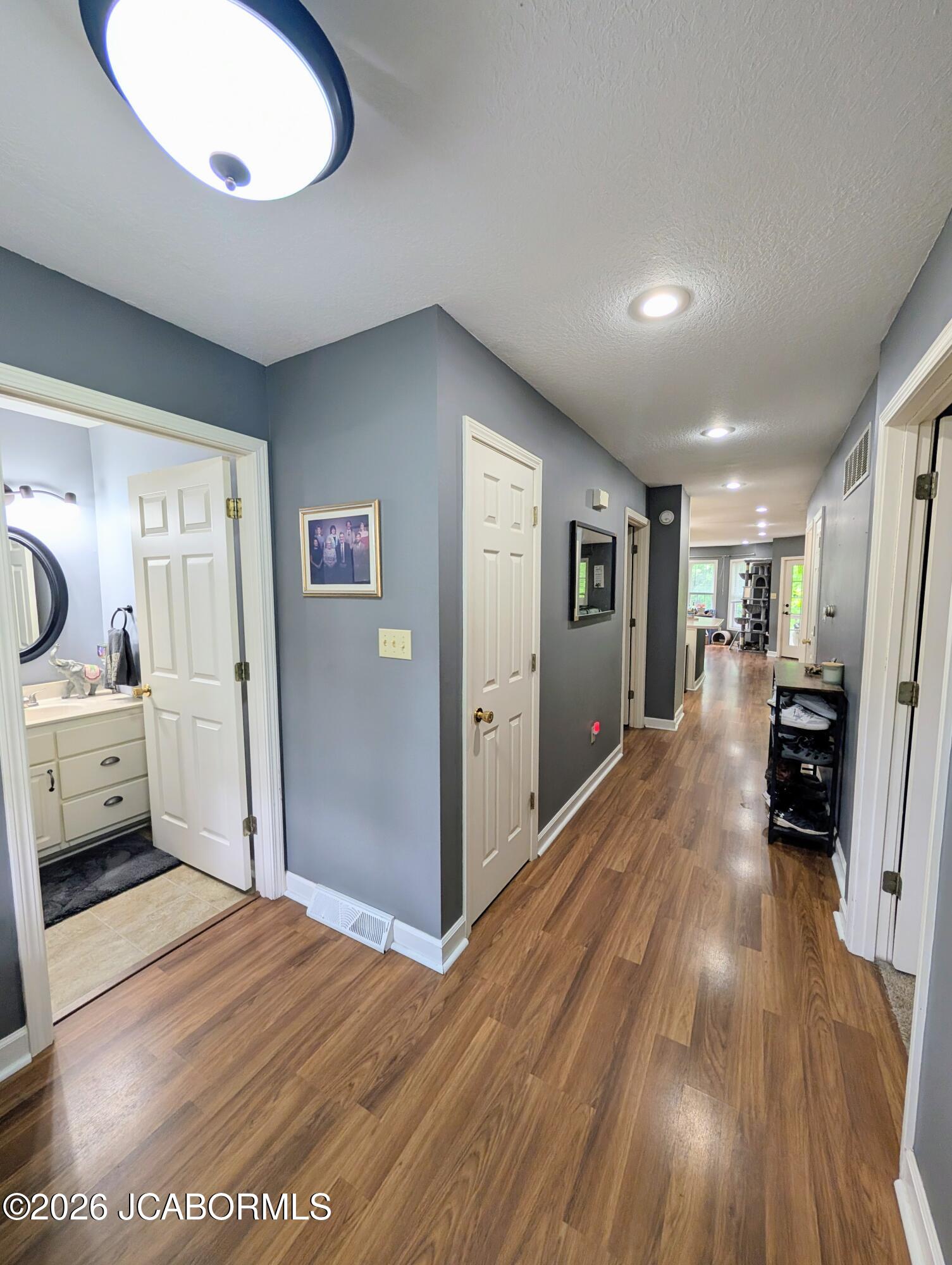 167 East Center Street Holts Summit, MO 65043 - Photo 8 of 54