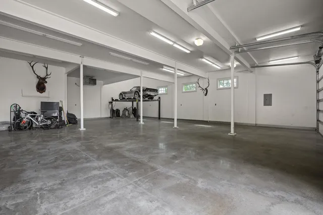 $2,450,000 | 1900 West 39th Street, Casper, WY 82604