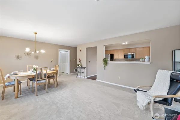 $344,950 | 4423 Providence Point Place Southeast, Unit 2628, Issaquah, WA 98029