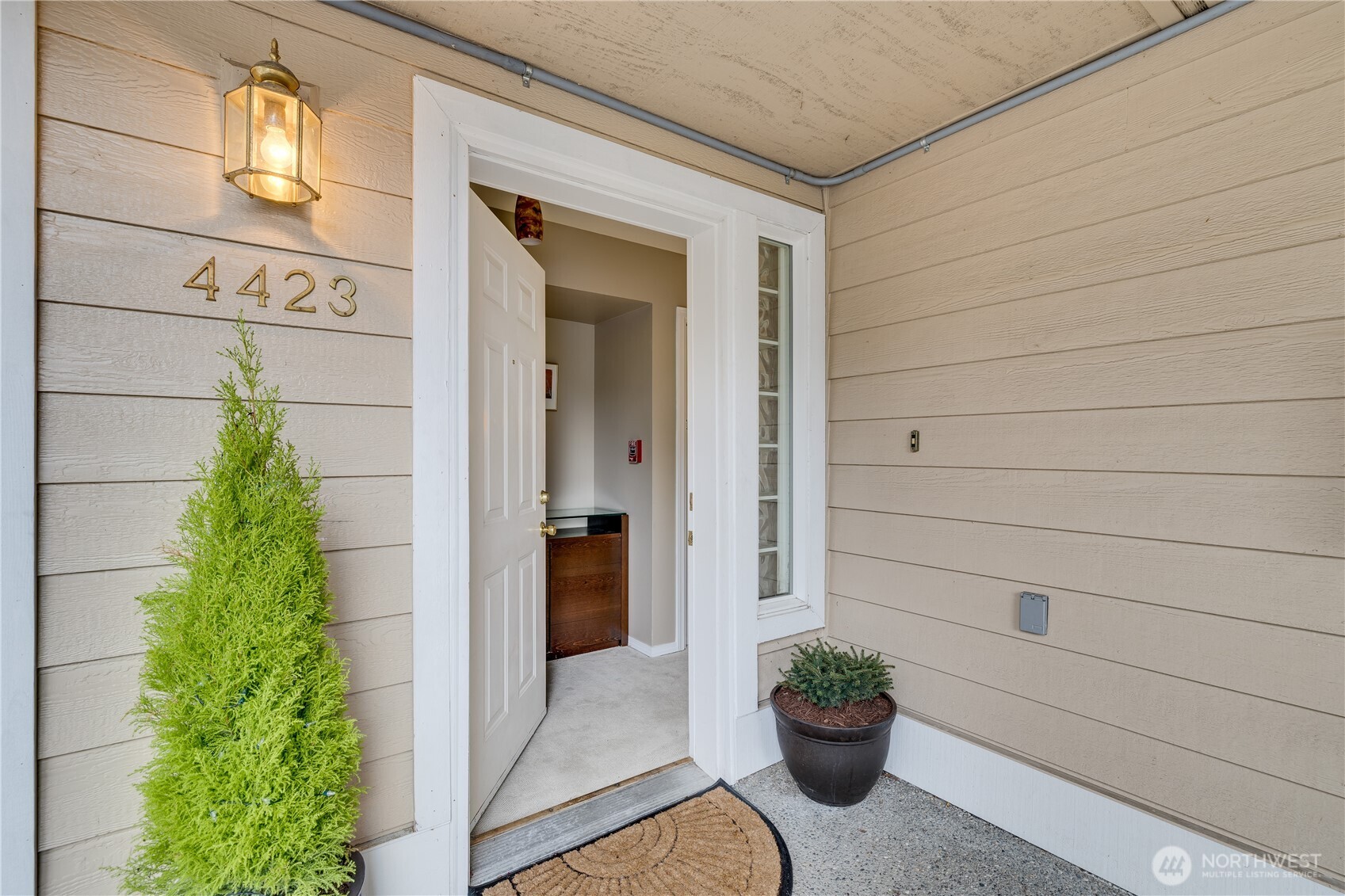4423 Providence Point Place Southeast, Unit 2628 Issaquah, WA 98029 - Photo 3 of 21