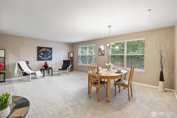 $344,950 | 4423 Providence Point Place Southeast, Unit 2628, Issaquah, WA 98029