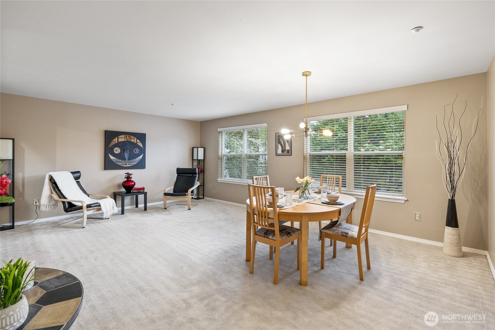 4423 Providence Point Place Southeast, Unit 2628 Issaquah, WA 98029 - Photo 5 of 20