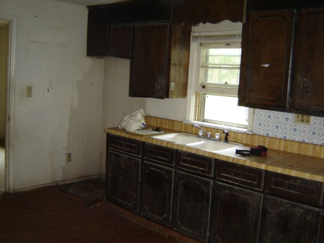 120 Sanders Street Anderson, SC 29624 - Photo 2 of 6 Gallery Image 2