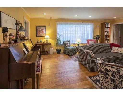 9 Hayward Road Northampton, MA 01062 - Photo 20 of 32 a living room with furniture window and wooden floor