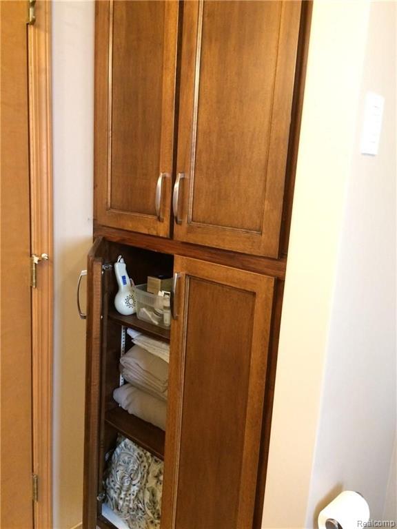 553 Sunlight Drive Rochester Hills, MI 48309 - Photo 18 of 28