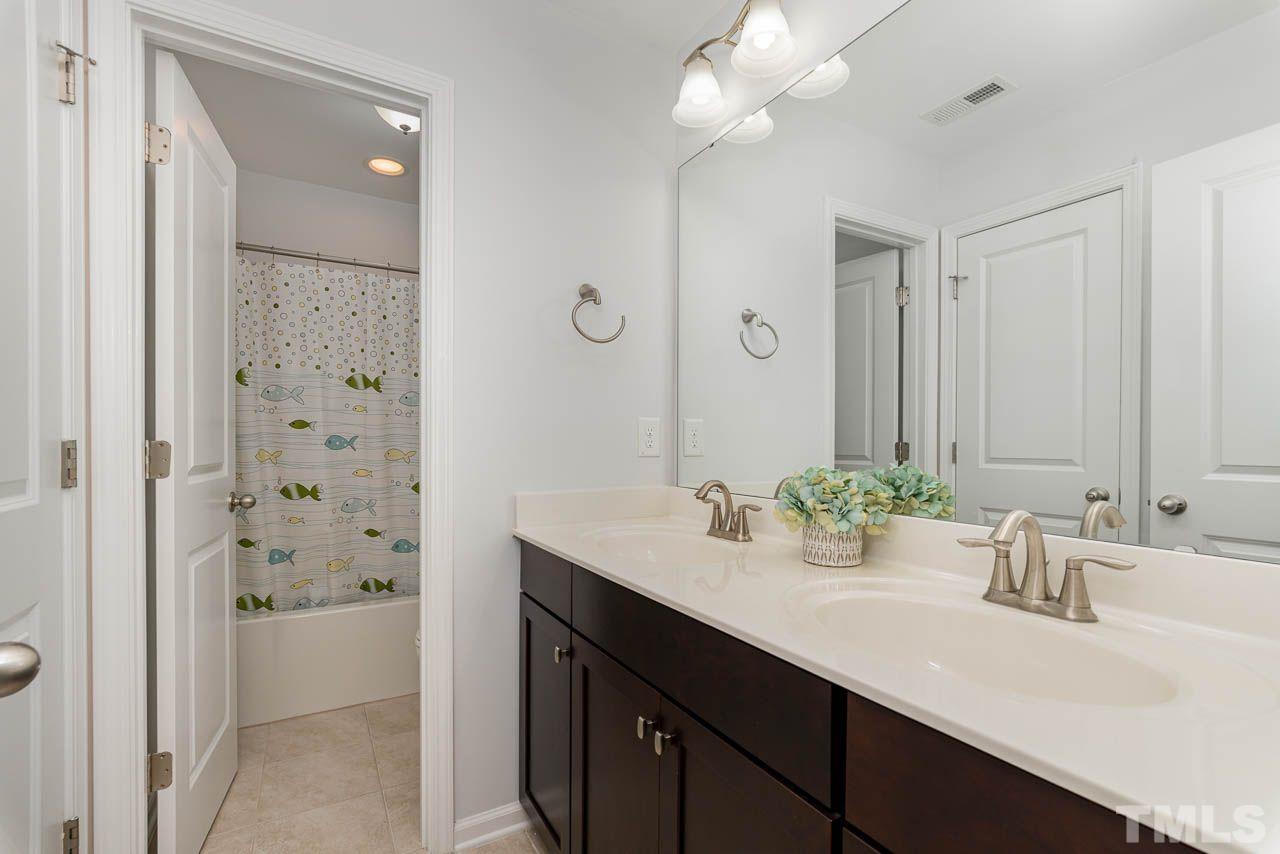 10103 Lynnberry Place Raleigh, NC 27617 - Photo 13 of 25 Gallery Image 13