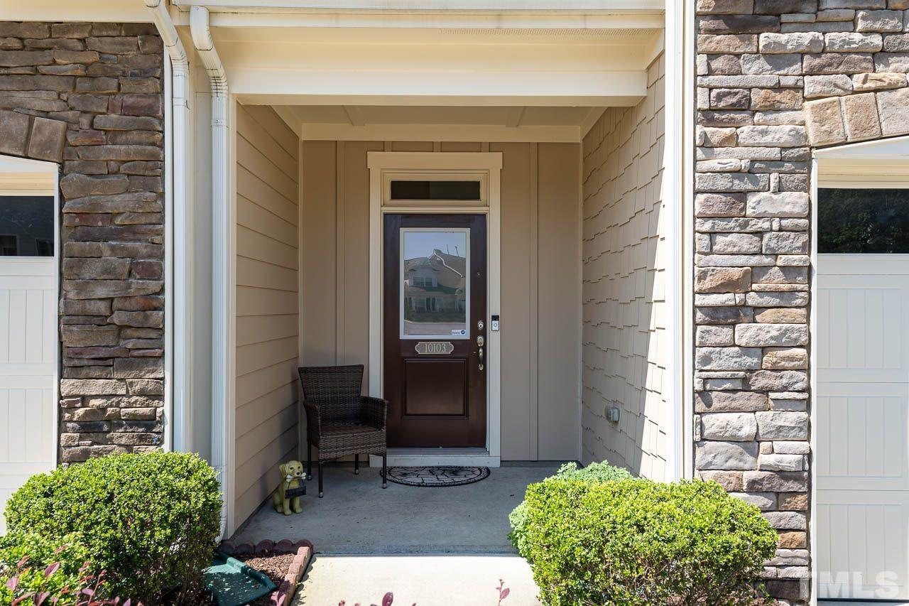 10103 Lynnberry Place Raleigh, NC 27617 - Photo 2 of 25 Gallery Image 2