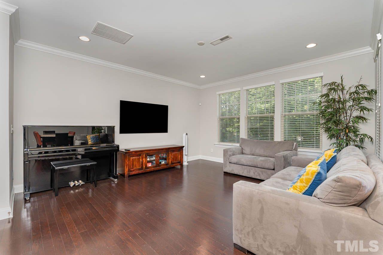 10103 Lynnberry Place Raleigh, NC 27617 - Photo 7 of 25 Gallery Image 7
