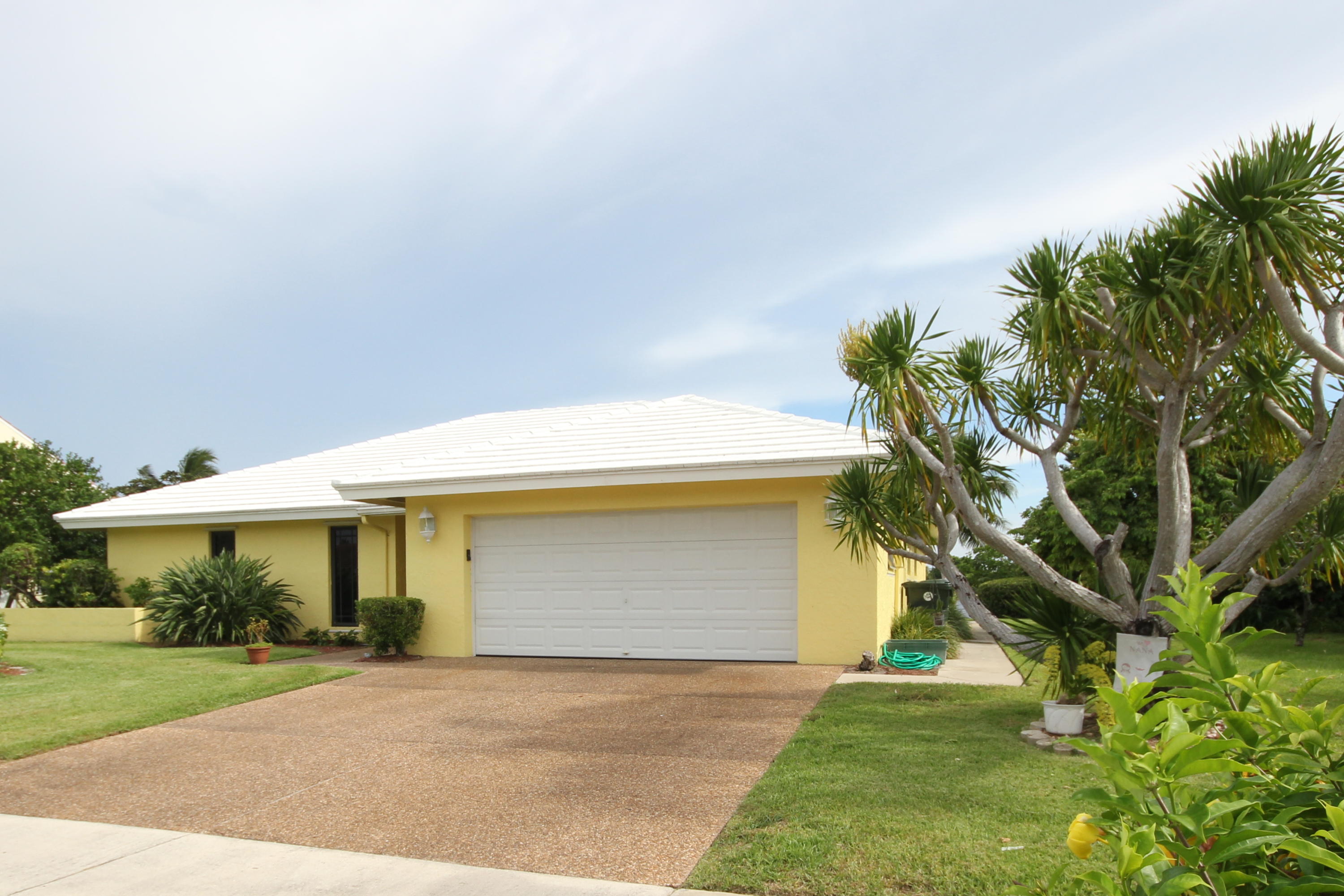 460 Northwest 72nd Street Boca Raton, FL 33487 - Photo 2 of 29 5201 NW 2ND AVE 414 048