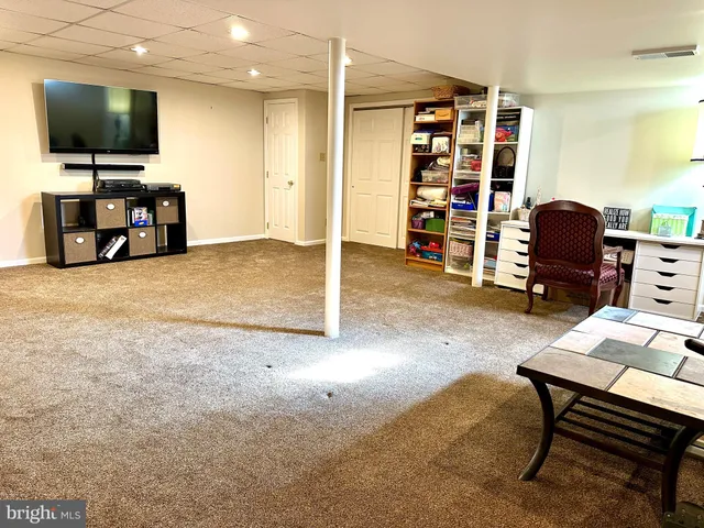 $600,000 | 101 Pioneer Drive, Lansdale, PA 19446