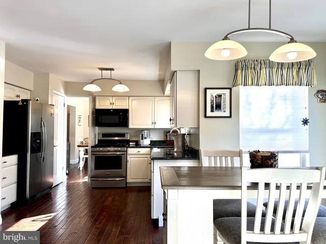 $600,000 | 101 Pioneer Drive, Lansdale, PA 19446