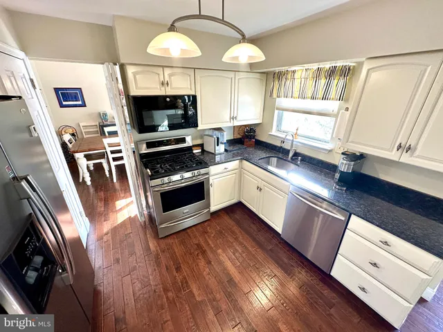 $600,000 | 101 Pioneer Drive, Lansdale, PA 19446