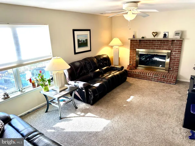 $600,000 | 101 Pioneer Drive, Lansdale, PA 19446