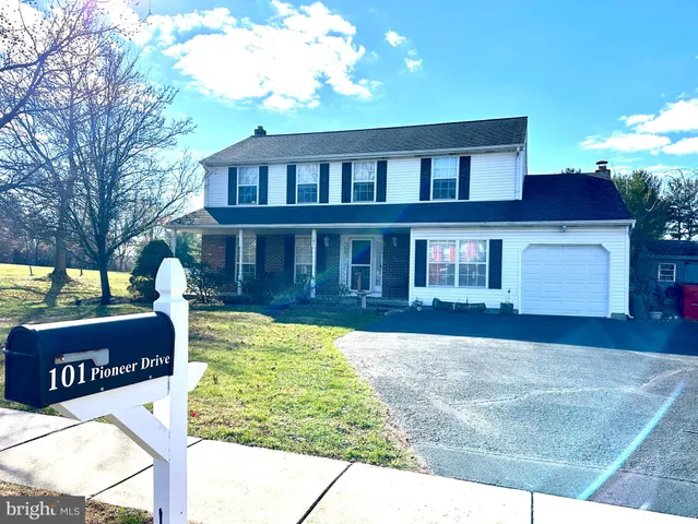 $600,000 | 101 Pioneer Drive, Lansdale, PA 19446