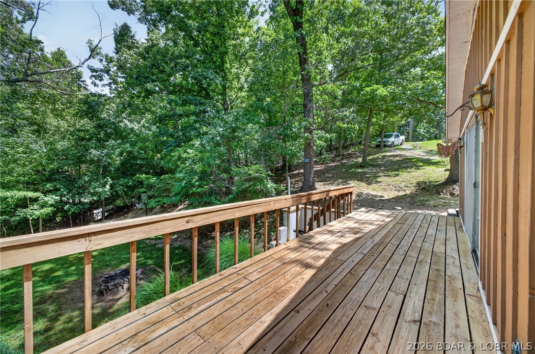 247 Wilmore Road Lake Ozark, MO 65049 - Photo 24 of 33 Another view of side deck.