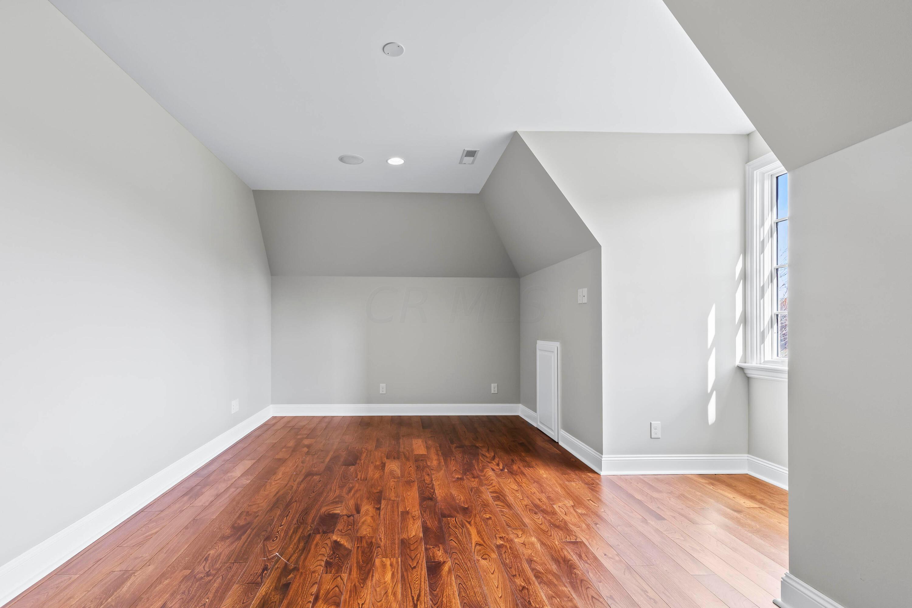 8850 Trimmer Road Centerburg, OH 43011 - Photo 69 of 99 70. Den_Bedroom
