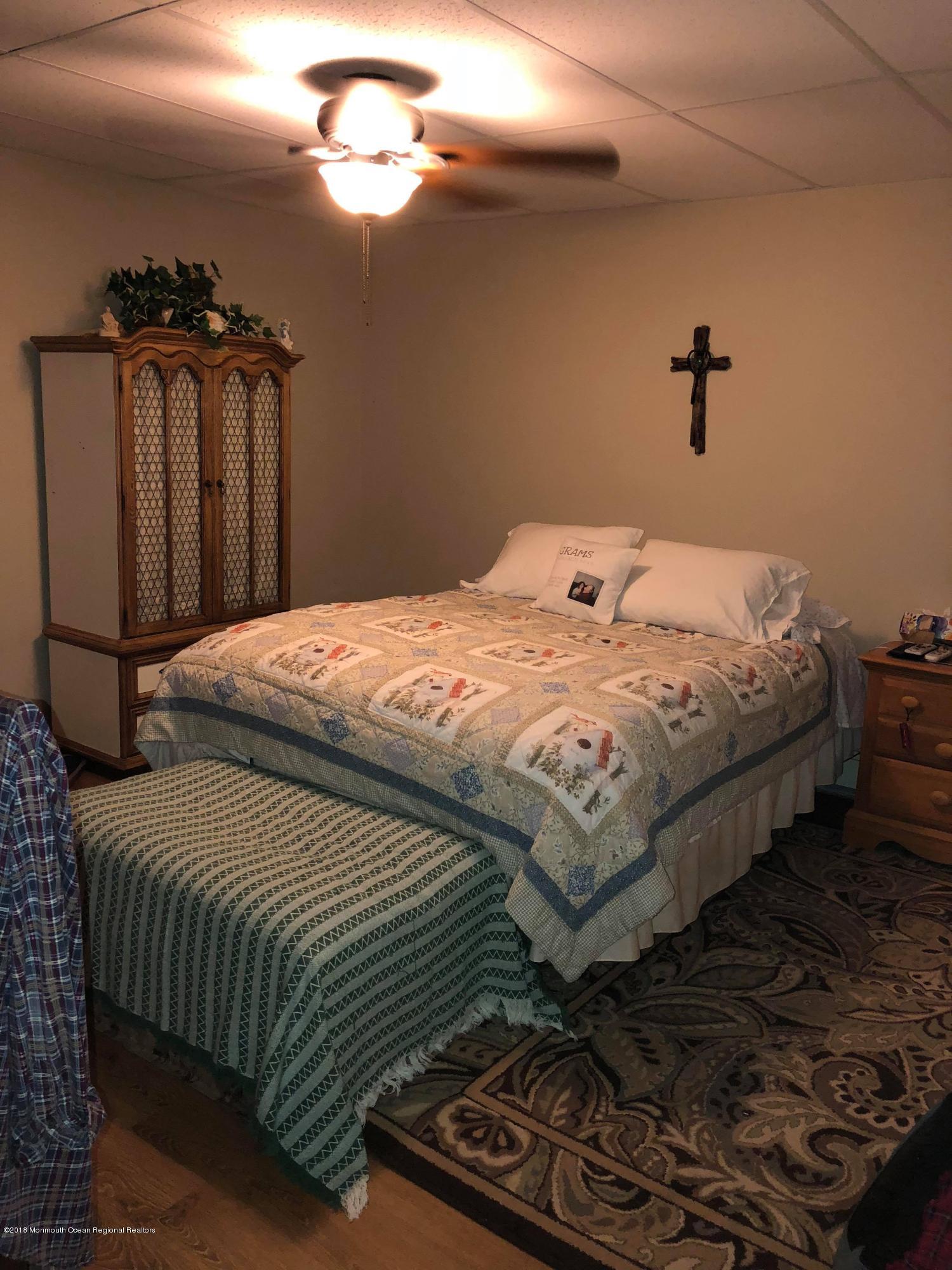 314 Brookville Road Barnegat, NJ 08005 - Photo 20 of 41 42653126_308768146581451_907553699907869