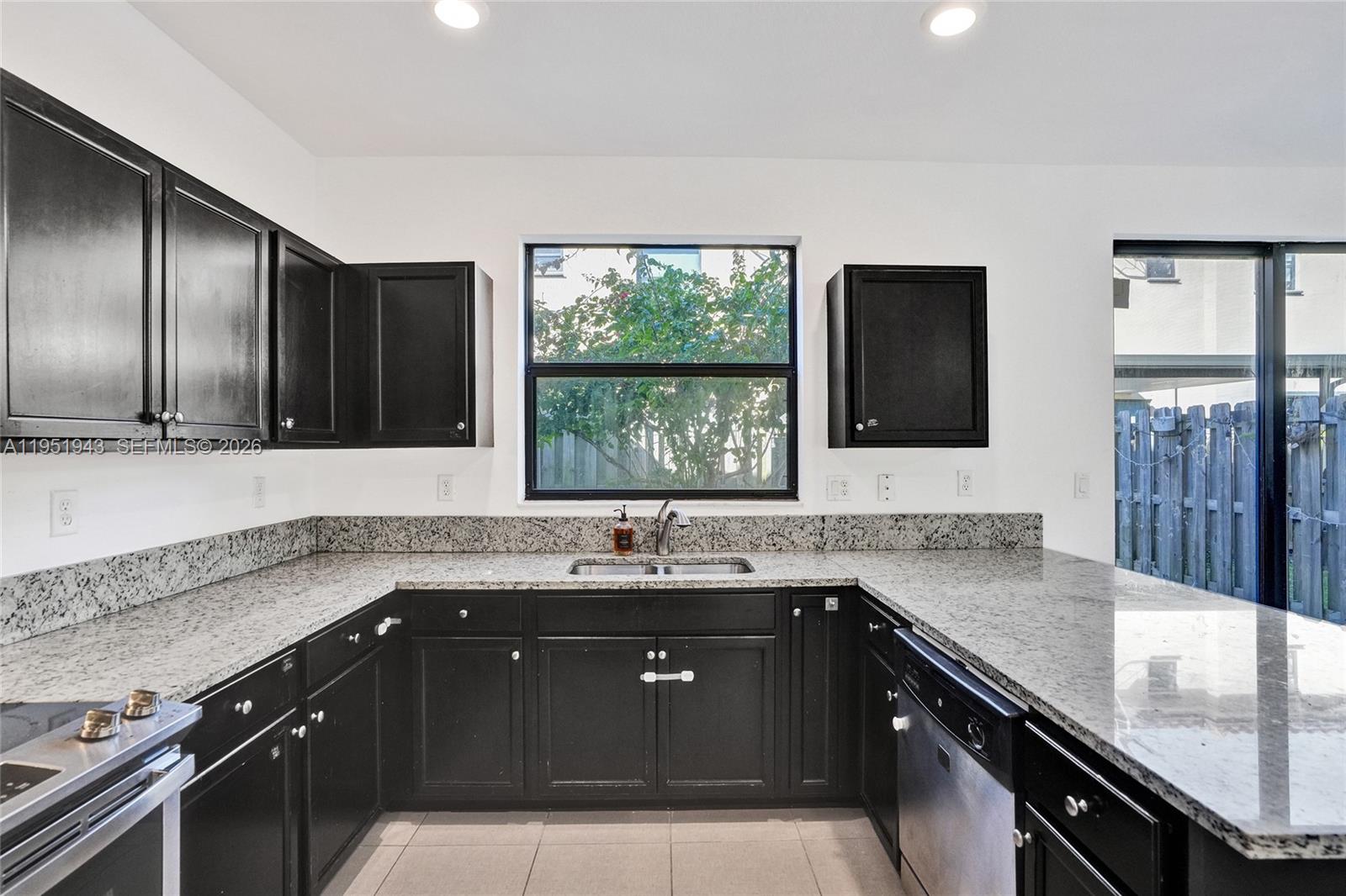 25342 Southwest 115th Avenue, Unit 1 Homestead, FL 33032 - Photo 10 of 45