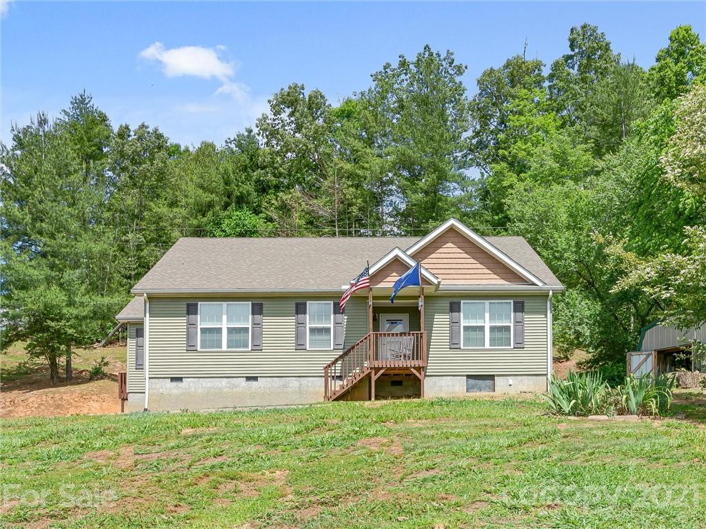 351 Cody Road Marshall, NC 28753 - Photo 1 of 29 Gallery Image 1