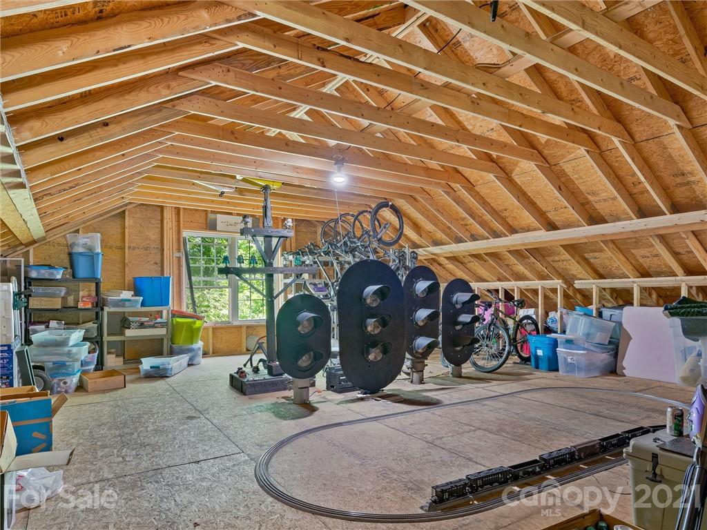 351 Cody Road Marshall, NC 28753 - Photo 20 of 29 Gallery Image 20