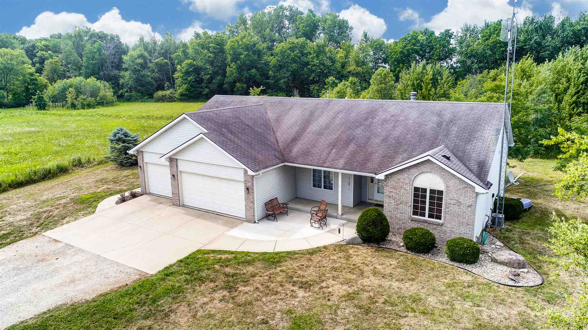 2970 County Road 57 Butler, IN 46721 - Photo 3 of 29