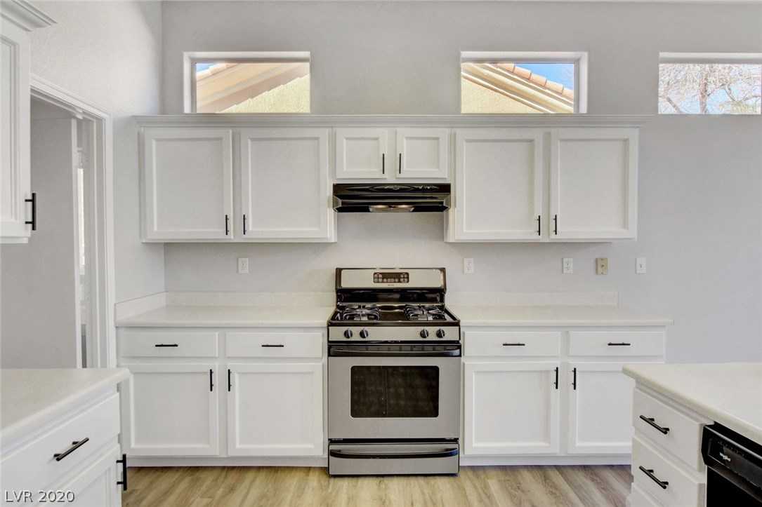 10316 Georgetown Place Las Vegas, NV 89134 - Photo 4 of 32