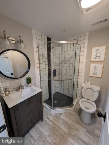 $4,200 | 5209 Cedar Road, Alexandria, VA 22309