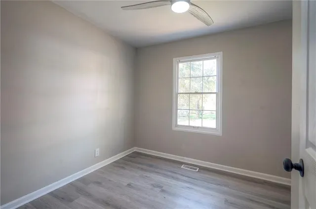 $187,500 | 6403 East 153 Street, Grandview, MO 64030