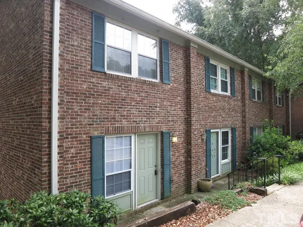 $1,395 | 138 Marlowe Court, Carrboro, NC 27510