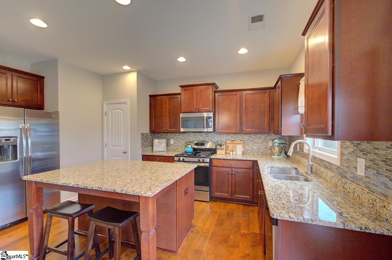 206 Marshfield Court Easley, SC 29642 - Photo 16 of 47