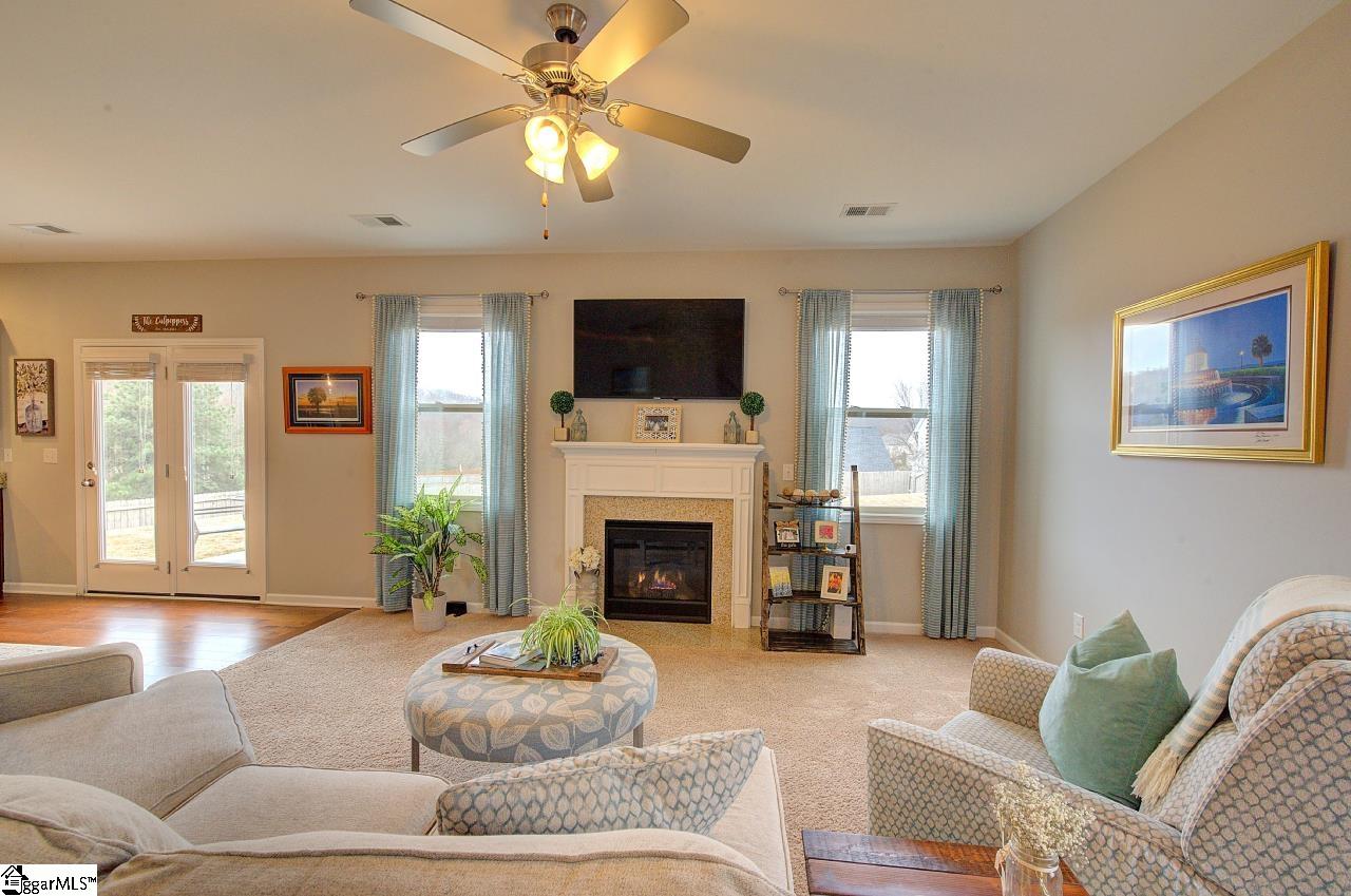 206 Marshfield Court Easley, SC 29642 - Photo 6 of 47