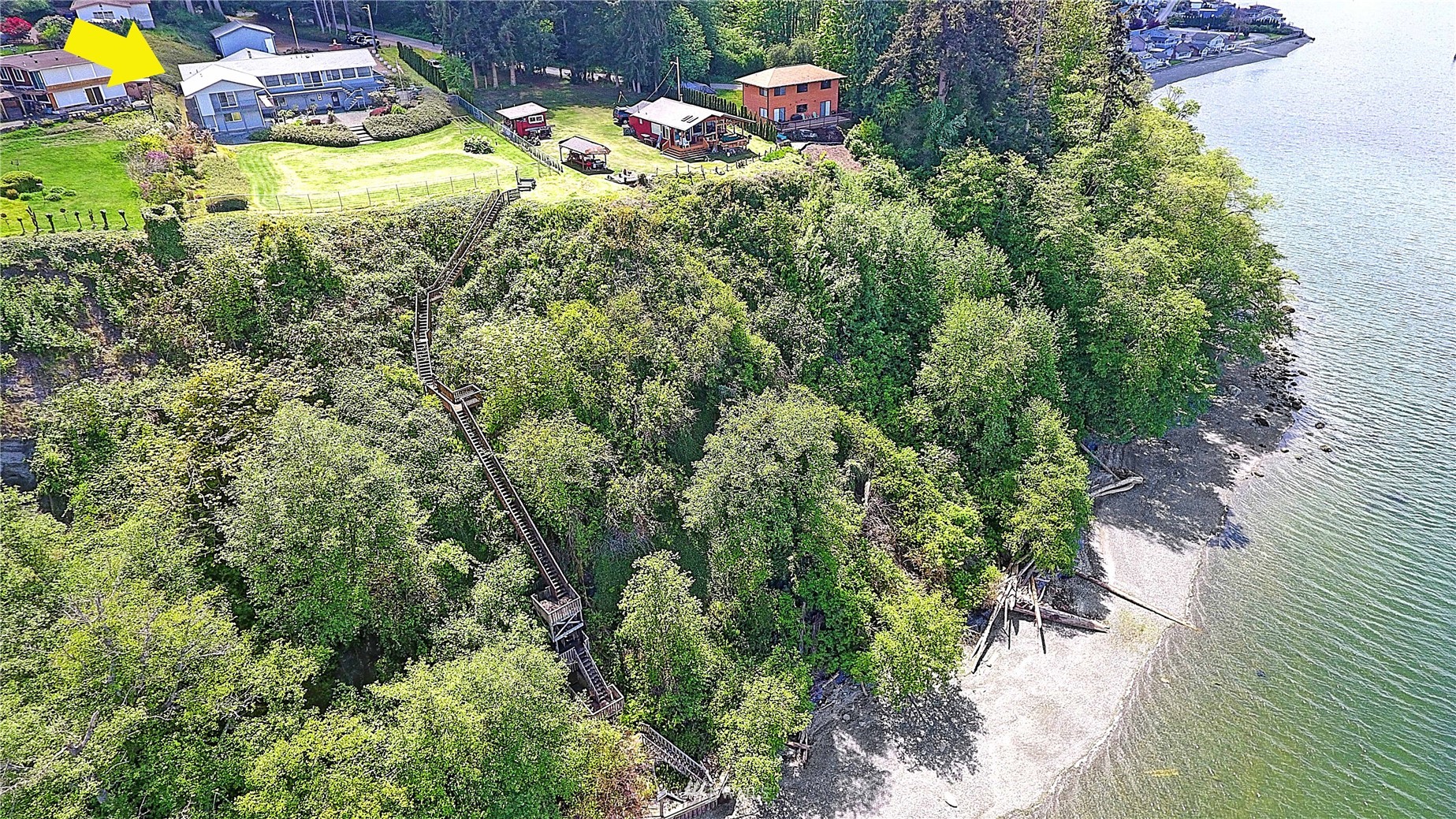 544 Maple Grove Road Camano Island, WA 98282 - Photo 4 of 40 Gallery Image 4