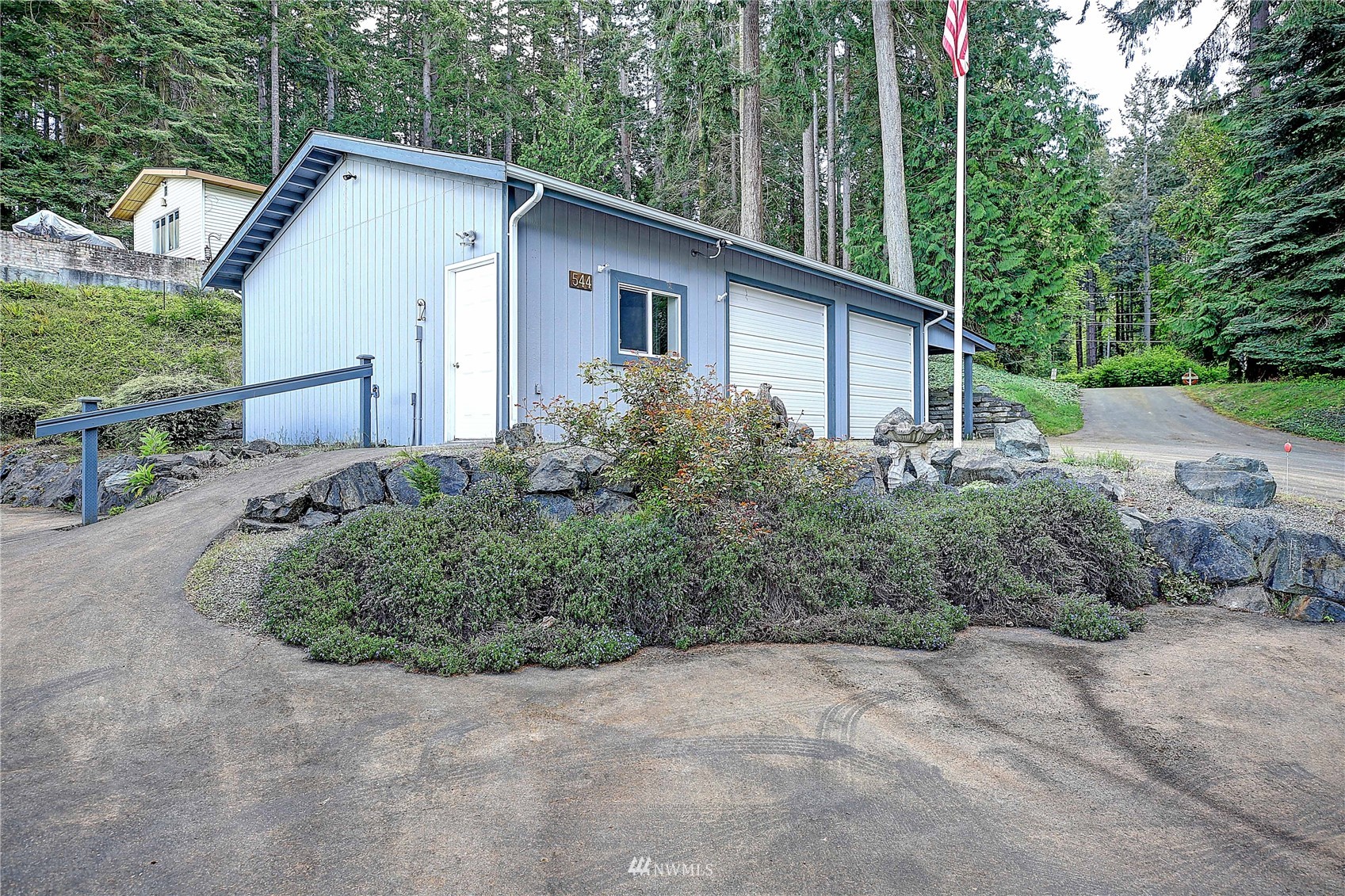 544 Maple Grove Road Camano Island, WA 98282 - Photo 7 of 40 Gallery Image 7