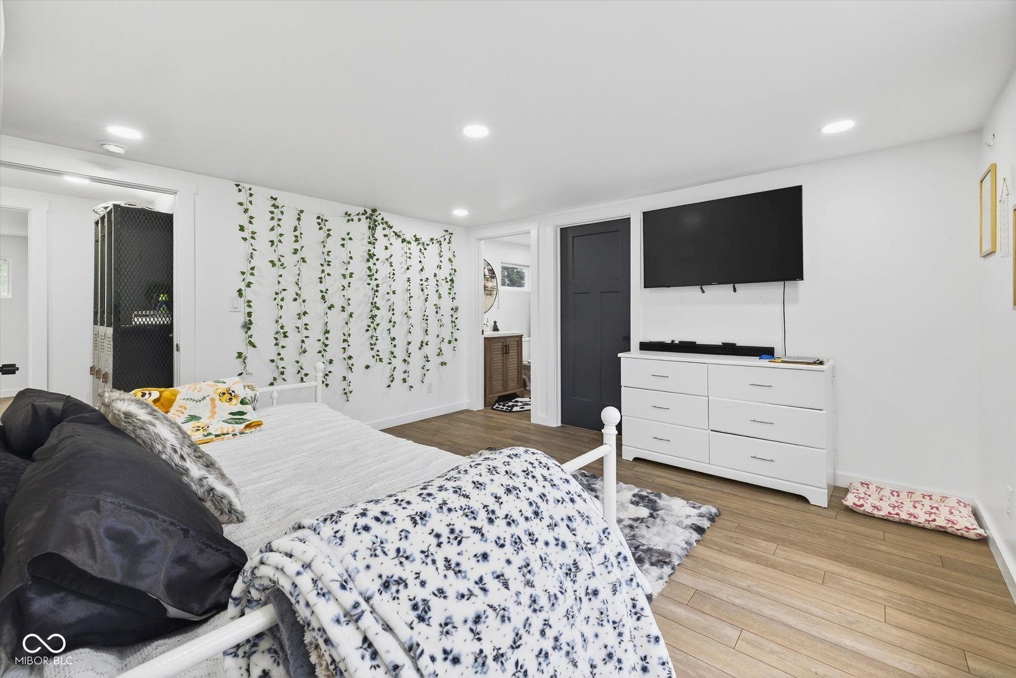 901 25th Street Bedford, IN 47421 - Photo 27 of 35