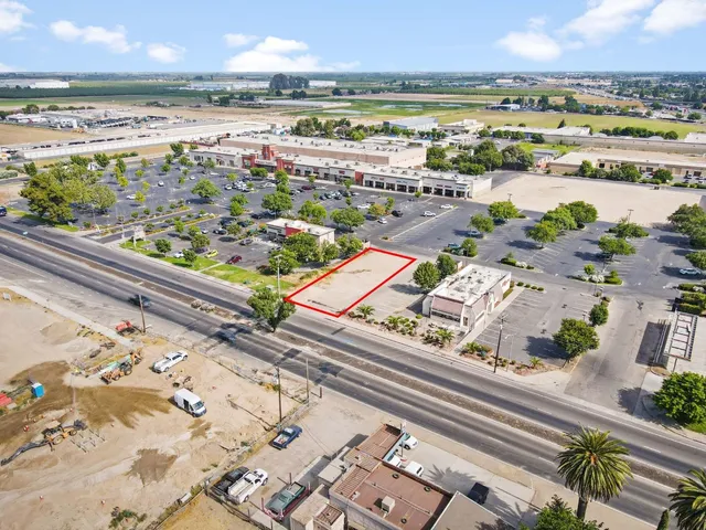 $199,900 | 2175 West Main Street, Turlock, CA 95380