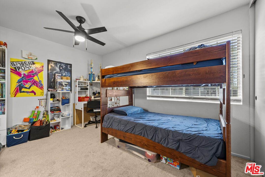 19124 Hamlin Street, Unit 4 Reseda, CA 91335 - Photo 23 of 38