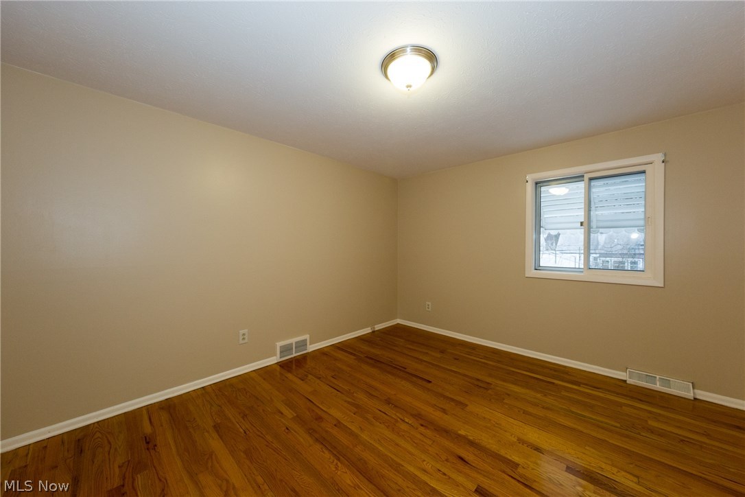 3790 Silsby Road Cleveland, OH 44118 - Photo 17 of 25 Gallery Image 17