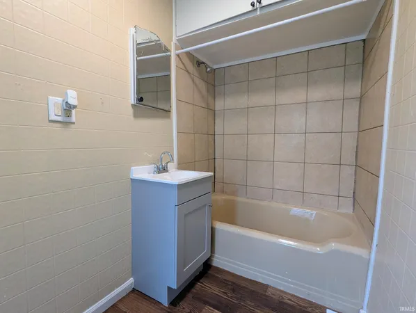 $49,400 | 221 North G Street, Marion, IN 46952