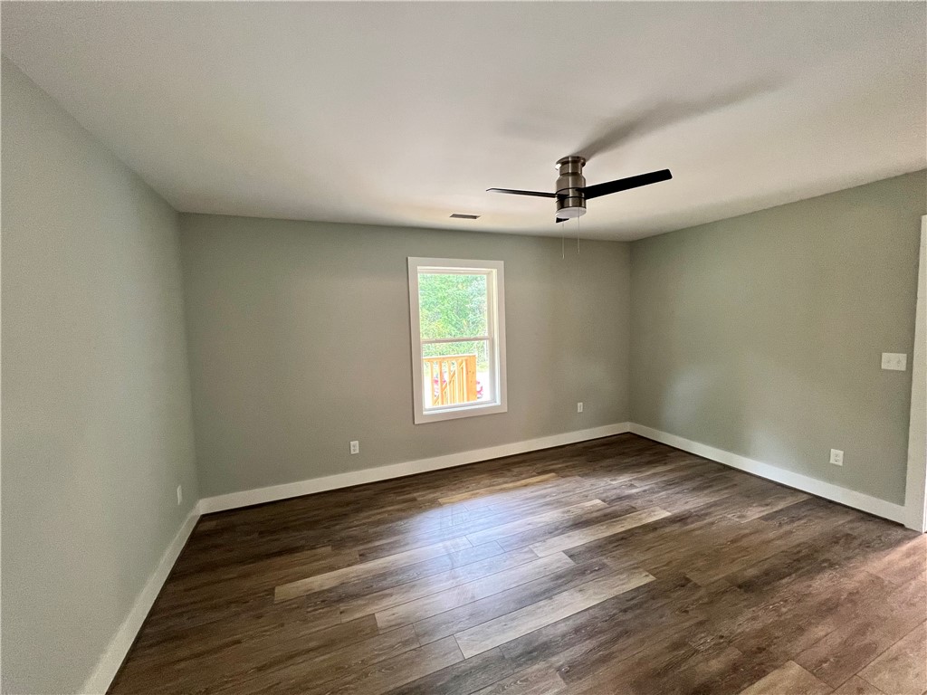 237 Rouda Street Seneca, SC 29678 - Photo 18 of 39