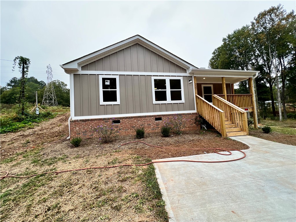 237 Rouda Street Seneca, SC 29678 - Photo 3 of 39