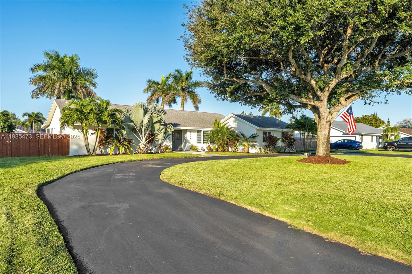 1651 Northwest 19th Street Homestead, FL 33030 - Photo 4 of 78