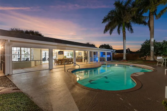 $999,000 | 1651 Northwest 19th Street, Homestead, FL 33030