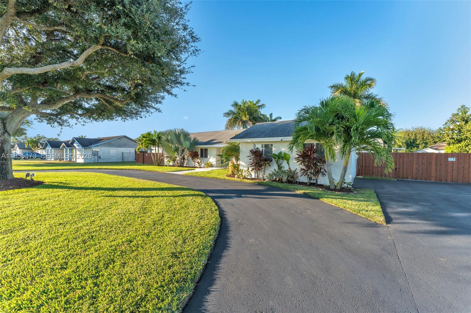 1651 Northwest 19th Street Homestead, FL 33030 - Photo 6 of 78