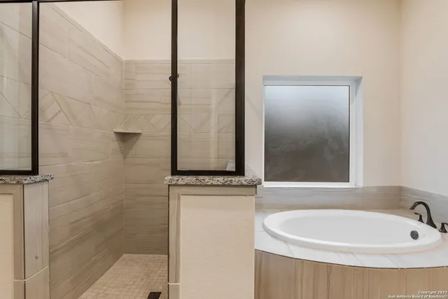 $2,650 | 514 Carriage House, Spring Branch, TX 78070